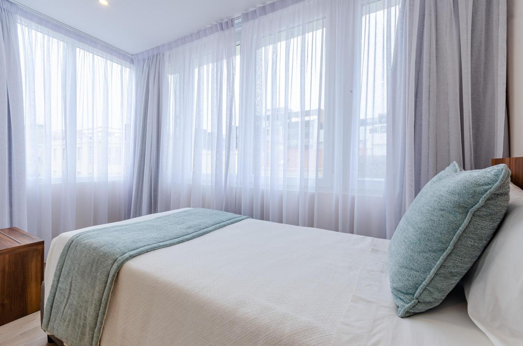 Hotel Avenida Park Lisboa Kültér fotó